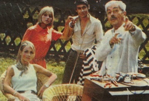 Diana Krner als Diplom-Psychologin Karin Keller im Kreise ihrer Lieben