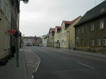 Schkeuditzer Strasse mit Bushaltestellen